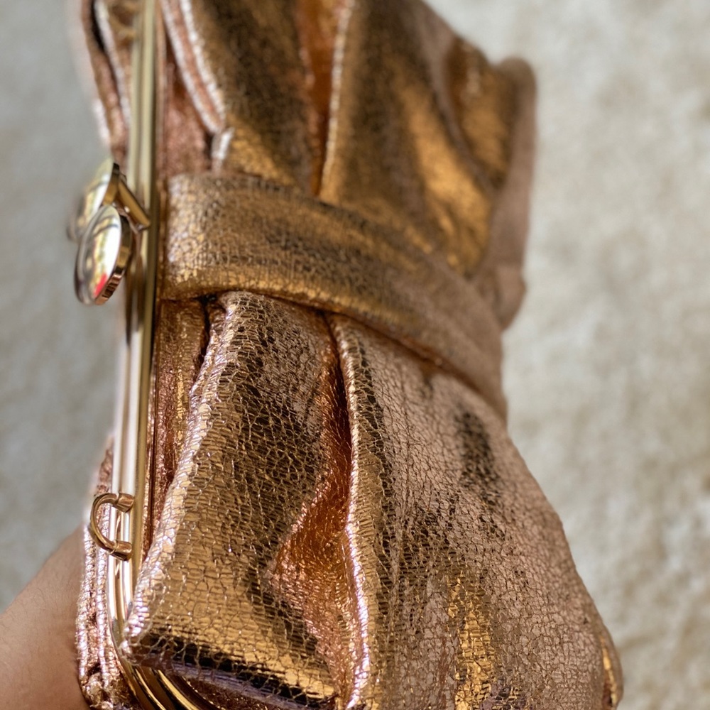 Statement Handbag - Picture 5 of 5